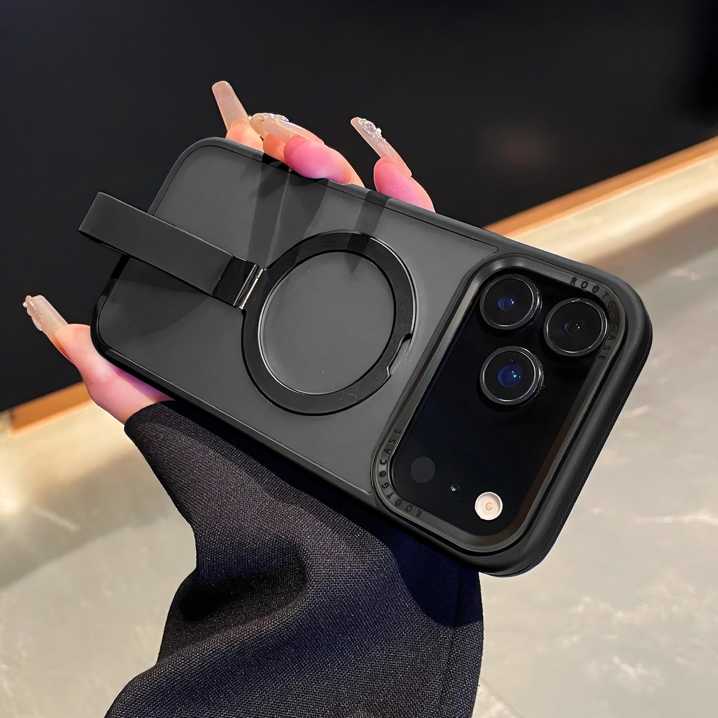 Stylish transparent back case for iPhone 17 Pro and Pro Max